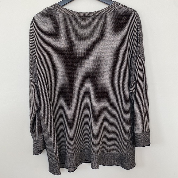Eileen Fisher Lightweight Linen Sweater - Picture 2 of 4
